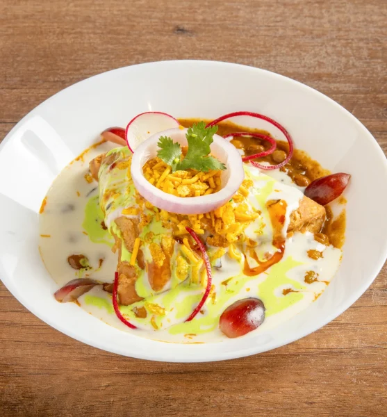 Samosa chaat
